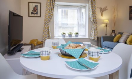 2 Bed in Bath 4
