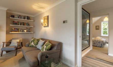 3 Bed in Bath 9