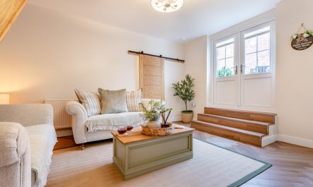 2 Bed in Whitby 9