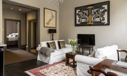 1 Bed in Bath 3
