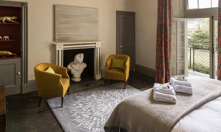 1 Bed in Bath 9