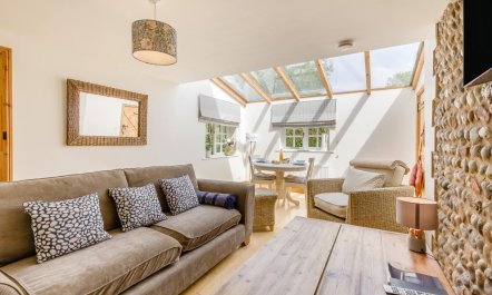 1 Bed in Knapton