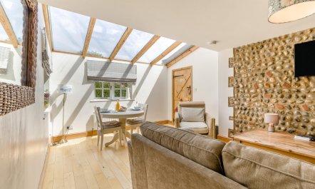 1 Bed in Knapton 7