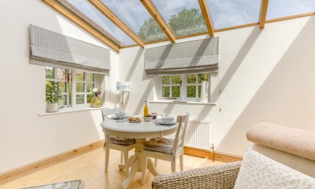 1 Bed in Knapton 8