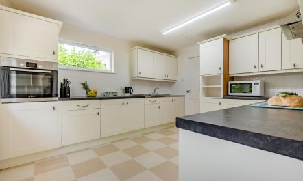 2 Bed in Looe 7