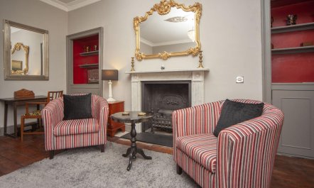 2 Bed in Bath 4