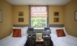 2 Bed in Bath 8