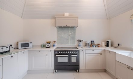 1 Bed in Peasmarsh 2
