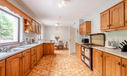 3 Bed in Releagh 5