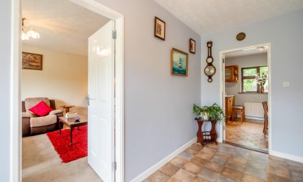 3 Bed in Releagh 4
