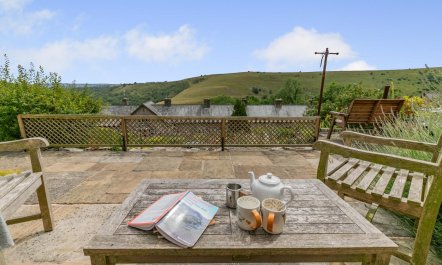 3 Bed in Cressbrook 2