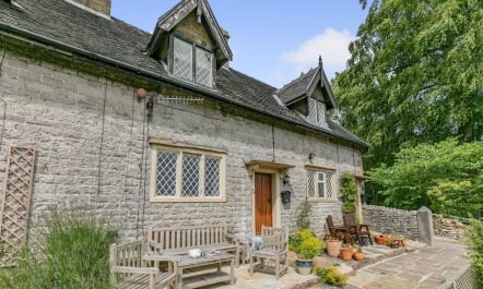 3 Bed in Cressbrook 1