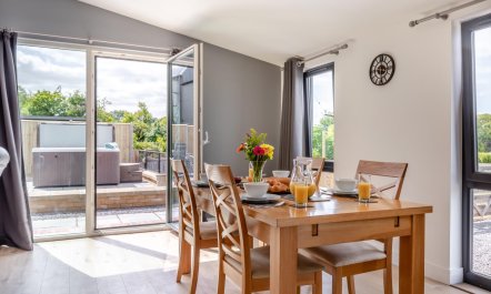 2 Bed in Somerton 7