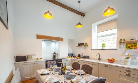 3 Bed in Tywyn 1