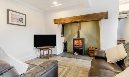 3 Bed in Tywyn 1