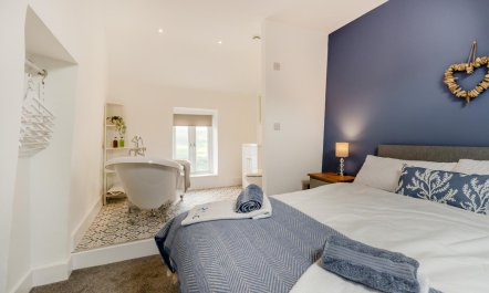 3 Bed in Tywyn 3