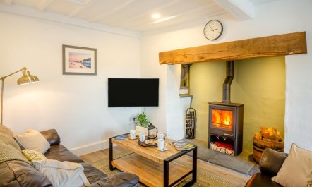 3 Bed in Tywyn 2