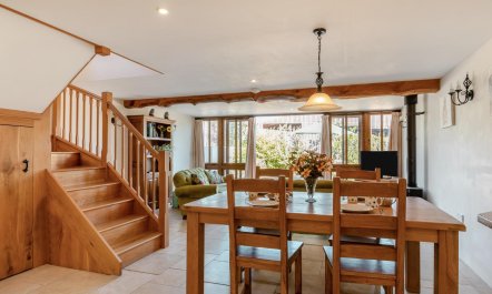 2 Bed in Hawley Bottom 4