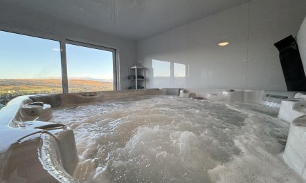 5 Bed in Nenthead