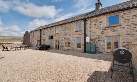 5 Bed in Nenthead 2