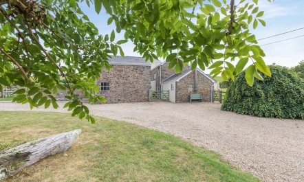 3 Bed in Fairy Cross 1