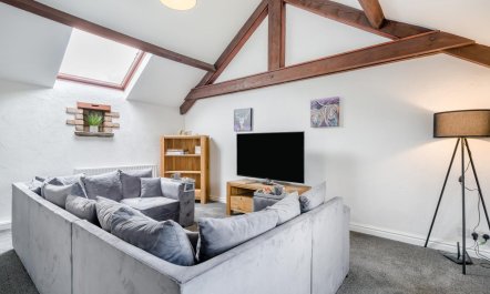 2 Bed in Troutbeck 2