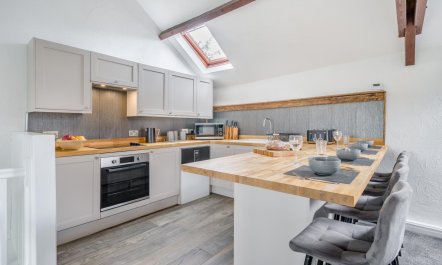 2 Bed in Troutbeck 1