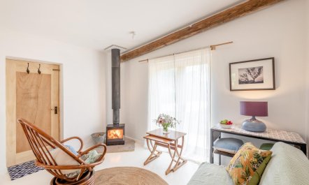 1 Bed in Luddenham