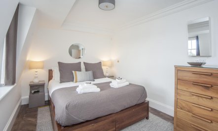 2 Bed in Bath 1
