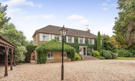 4 Bed in Bray 1
