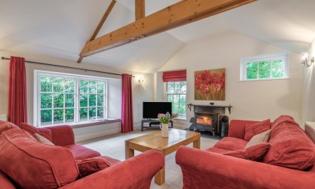 4 Bed in Outgate 2