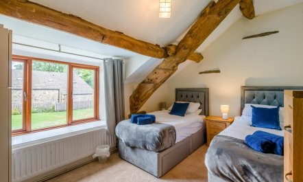 4 Bed in Malham 4