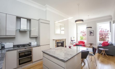 2 Bed in Bath 1