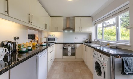 1 Bed in Lostwithiel 9