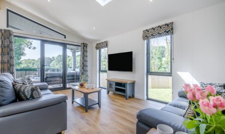 2 Bed in St. Minver 1