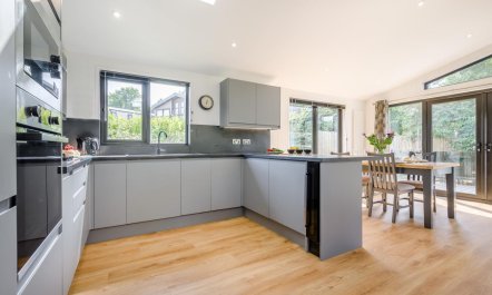 2 Bed in St. Minver 7