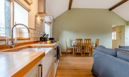 1 Bed in Blashford 5