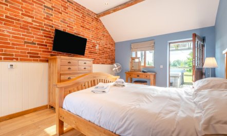 1 Bed in Blashford 7