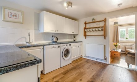 2 Bed in Ashley 1