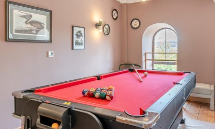 5 Bed in Bwlch 6