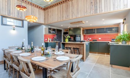 5 Bed in Bwlch