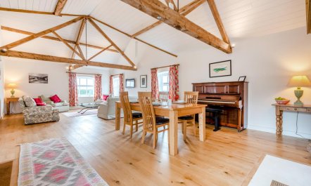 2 Bed in Motcombe 9