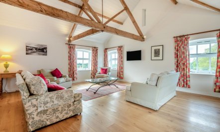 2 Bed in Motcombe 5