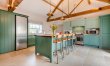2 Bed in Motcombe 2