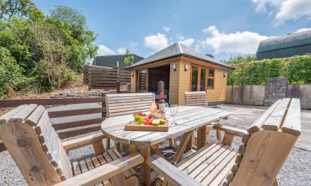 2 Bed in Kidwelly 5