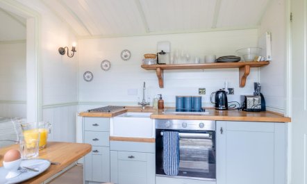 1 Bed in Barsham 5