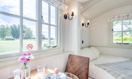 1 Bed in Barsham 7