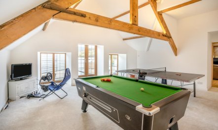 6 Bed in Blaencwm 1