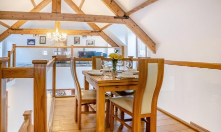 6 Bed in Blaencwm 7