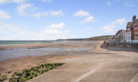 3 Bed in Sandsend 1